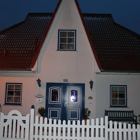 Cozy Apartment in Boltenhagen near Seabeach Exterior foto